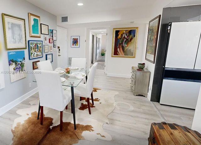 137 Golden Isles Dr 1609, Hallandale Beach, FL 33009