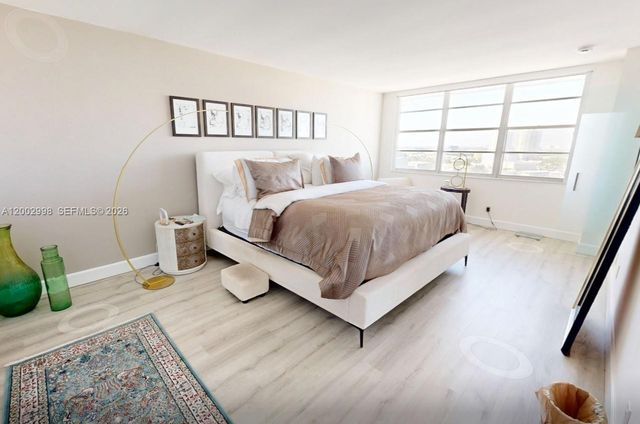 137 Golden Isles Dr 1609, Hallandale Beach, FL 33009