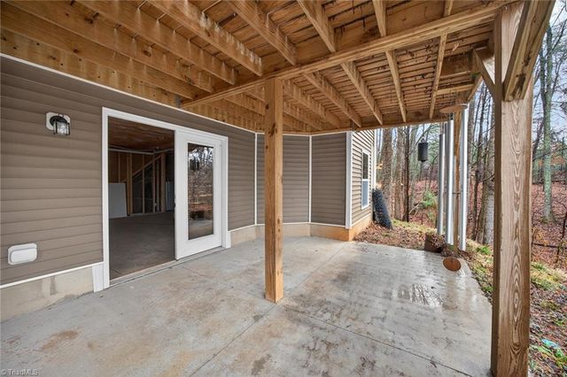 2186 Covington Road, King, NC 27021