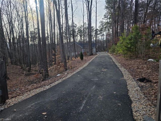 2186 Covington Road, King, NC 27021