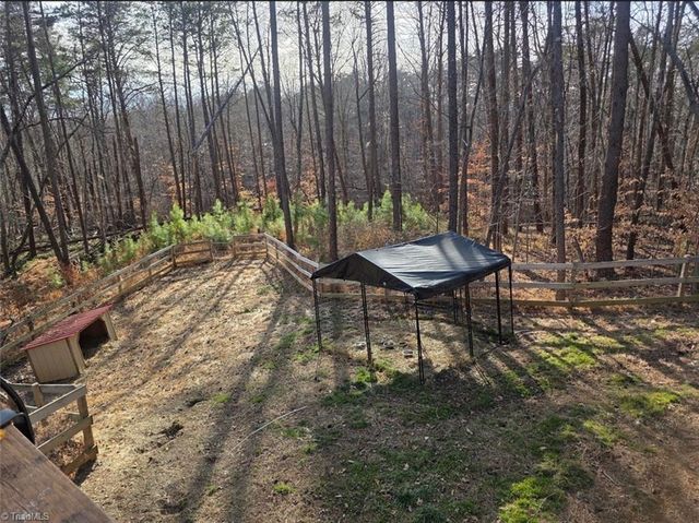 2186 Covington Road, King, NC 27021