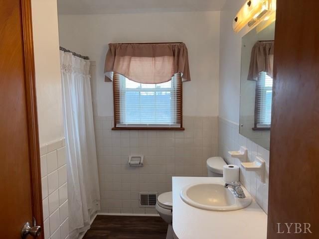 270 Crestview Drive, Rustburg, VA 24588