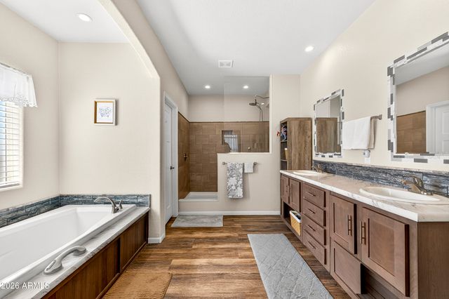 1285 W Kings Court, Paulden, AZ 86334