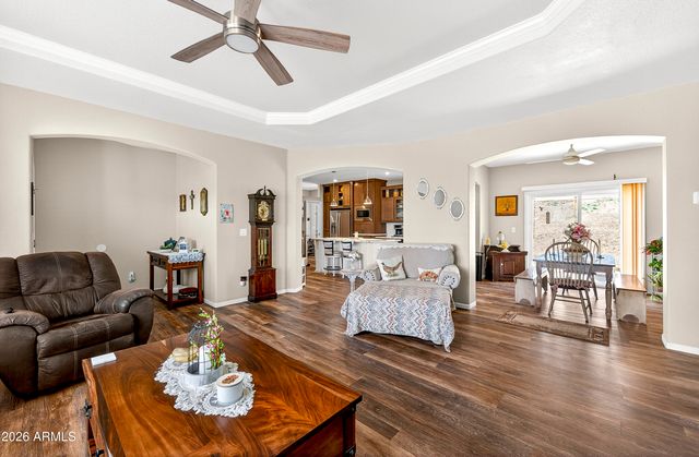 1285 W Kings Court, Paulden, AZ 86334