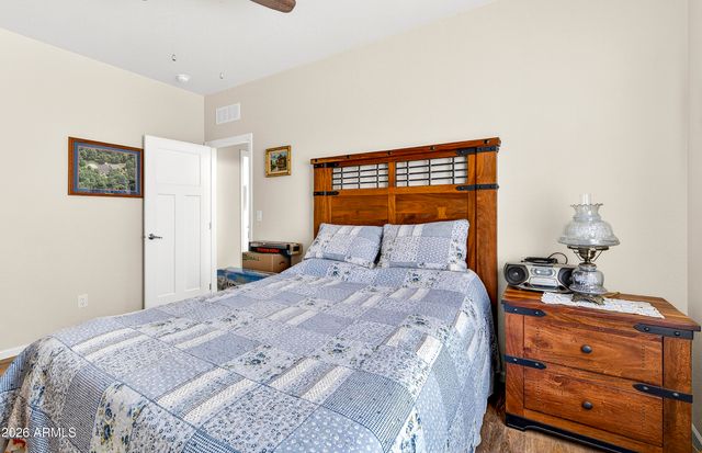 1285 W Kings Court, Paulden, AZ 86334