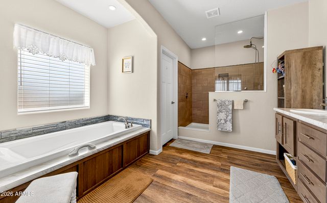 1285 W Kings Court, Paulden, AZ 86334