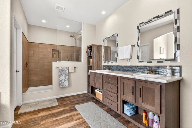 1285 W Kings Court, Paulden, AZ 86334