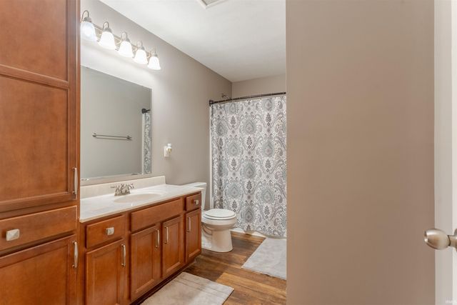 3150 Sandstone Drive, Newburgh, IN 47630