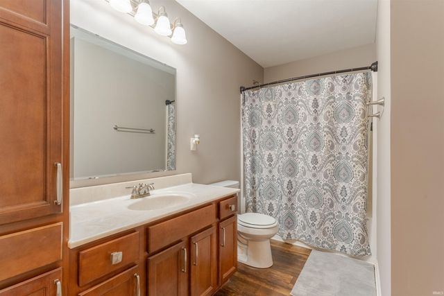 3150 Sandstone Drive, Newburgh, IN 47630