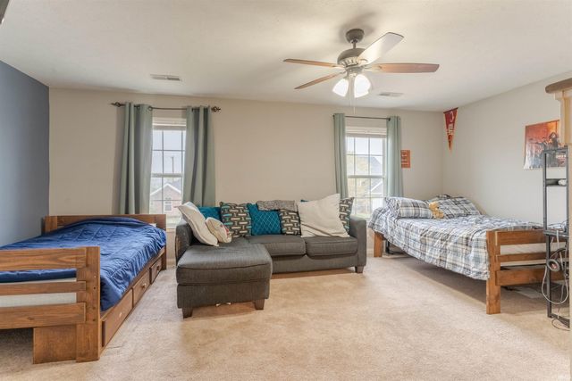 3150 Sandstone Drive, Newburgh, IN 47630