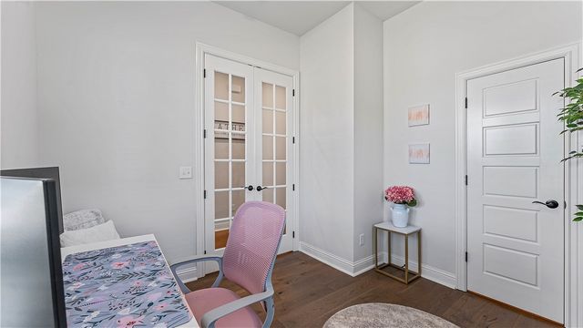 2823 N Whistle Post Drive, Fayetteville, AR 72704