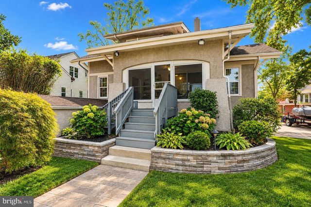 50 DELAWARE AVE, Penns Grove, NJ 08069