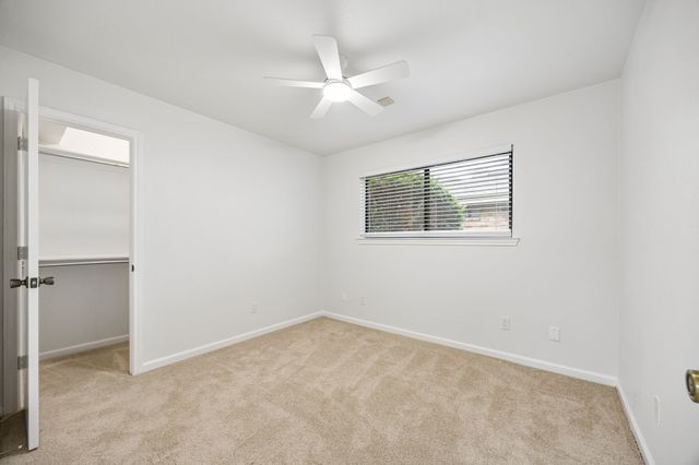1604 Shadow Moss Way, Carrollton, TX 75007