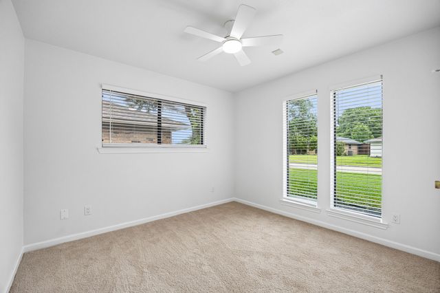 1604 Shadow Moss Way, Carrollton, TX 75007