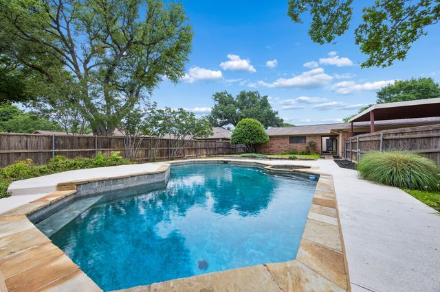 1604 Shadow Moss Way, Carrollton, TX 75007