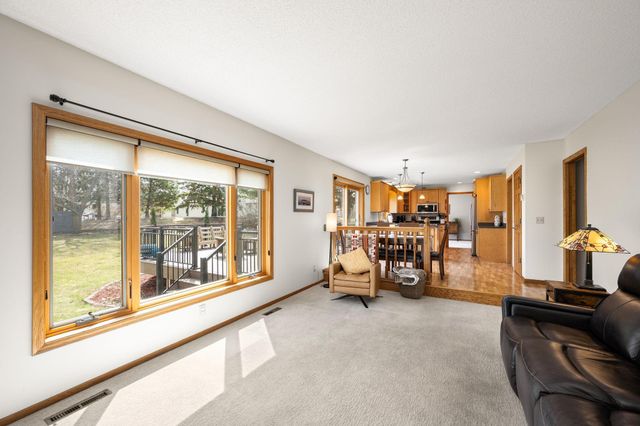 15301 83rd High Road, Maple Grove, MN 55311