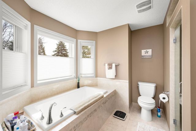 15301 83rd High Road, Maple Grove, MN 55311