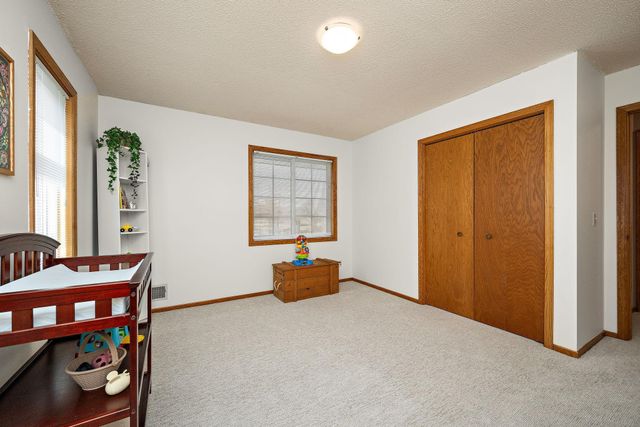 15301 83rd High Road, Maple Grove, MN 55311