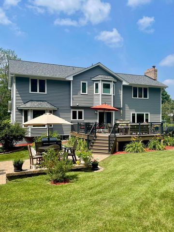 15301 83rd High Road, Maple Grove, MN 55311