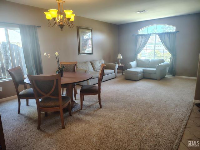 12606 Mezzadro Avenue, Bakersfield, CA 93314