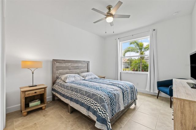 4914 SIENNA ISLES AVENUE, Wimauma, FL 33598