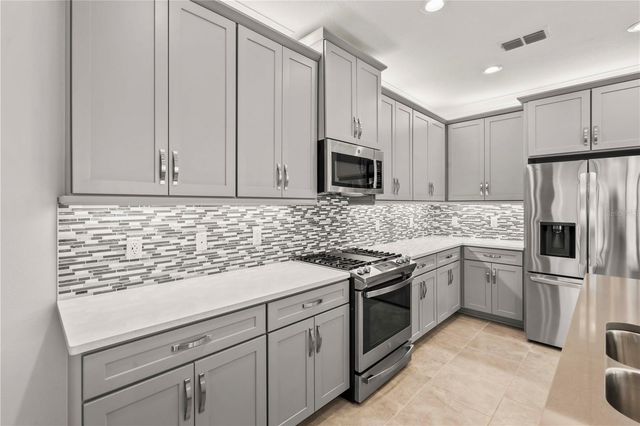 4914 SIENNA ISLES AVENUE, Wimauma, FL 33598