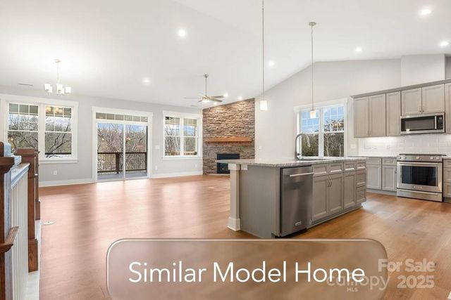 95 Creekside View Drive, Asheville, NC 28804