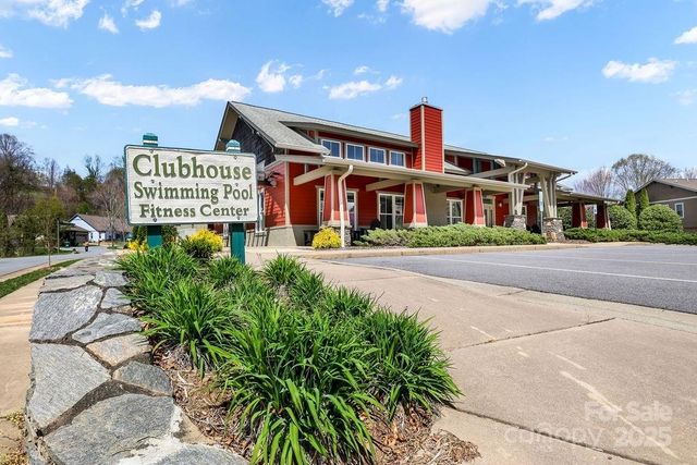 95 Creekside View Drive, Asheville, NC 28804