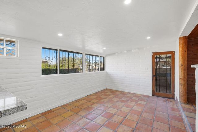 6814 E Koralee Street, Tucson, AZ 85710