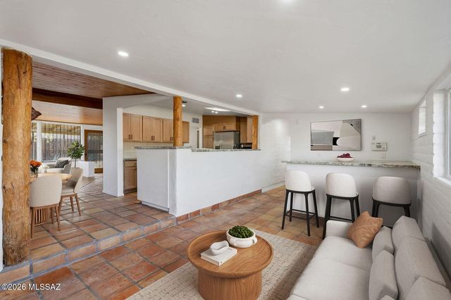 6814 E Koralee Street, Tucson, AZ 85710