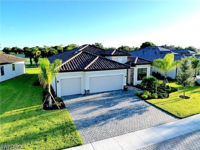 1813 Lema CT, Naples, FL 34120