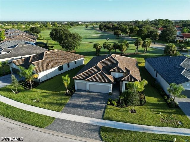 1813 Lema CT, Naples, FL 34120