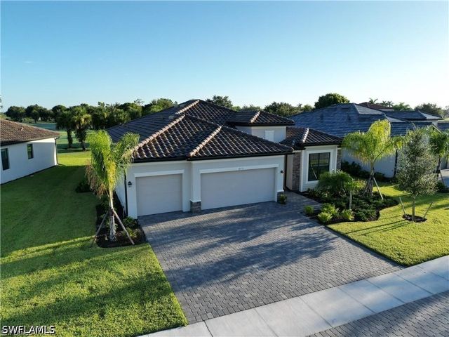 1813 Lema CT, Naples, FL 34120