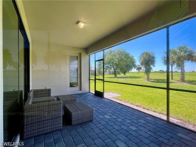 1813 Lema CT, Naples, FL 34120