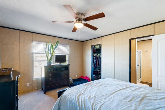 78 Drake Road, Edgewood, NM 87015