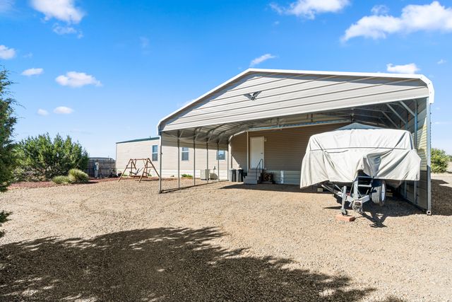 78 Drake Road, Edgewood, NM 87015