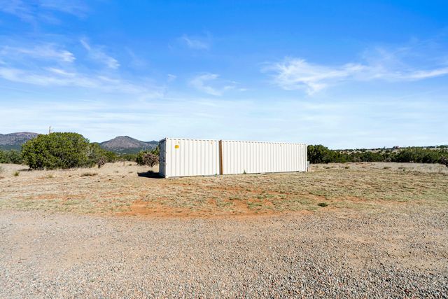 78 Drake Road, Edgewood, NM 87015