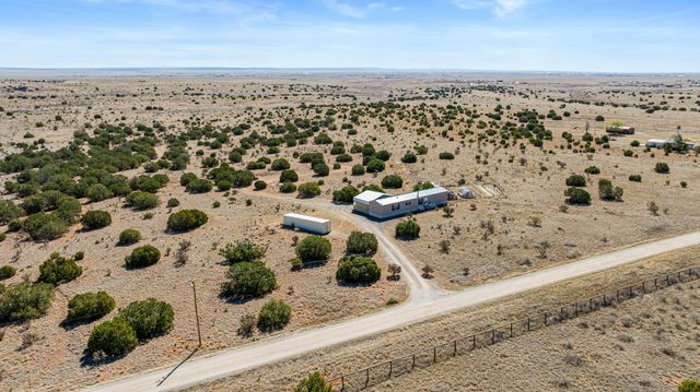 78 Drake Road, Edgewood, NM 87015