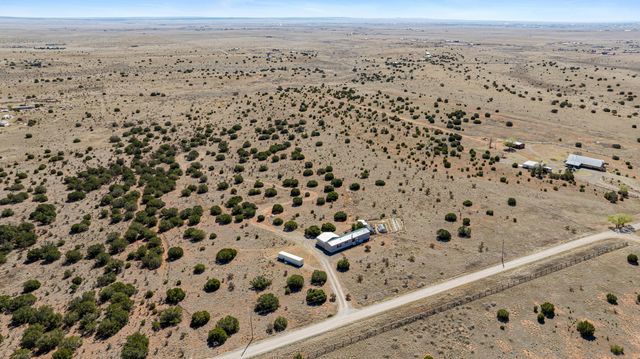 78 Drake Road, Edgewood, NM 87015