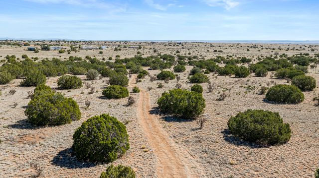 78 Drake Road, Edgewood, NM 87015