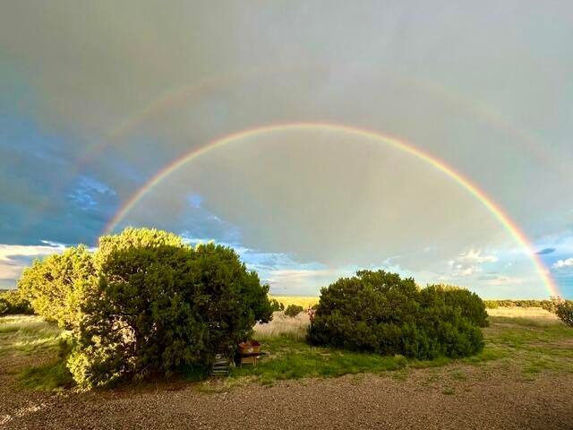 78 Drake Road, Edgewood, NM 87015