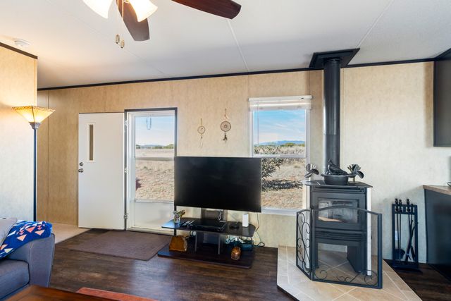 78 Drake Road, Edgewood, NM 87015