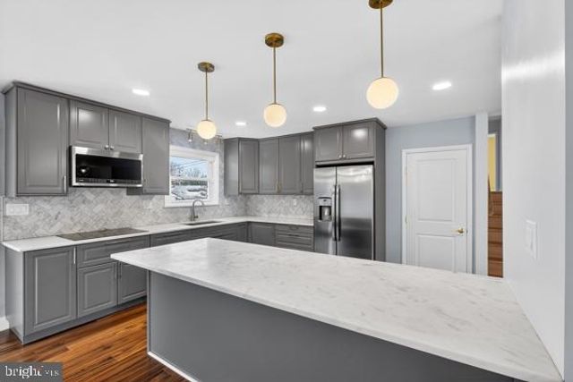 634 LINTON RD, Huntingdon Valley, PA 19006