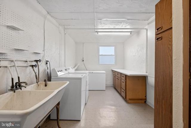 634 LINTON RD, Huntingdon Valley, PA 19006