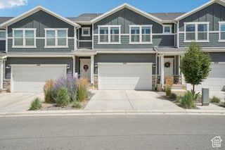 4453 E HURSTBOURNE DR, Eagle Mountain, UT 84005