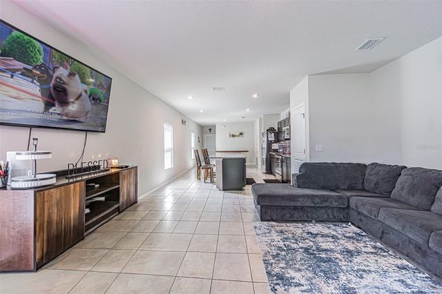 35045 JOMAR AVENUE, Zephyrhills, FL 33541