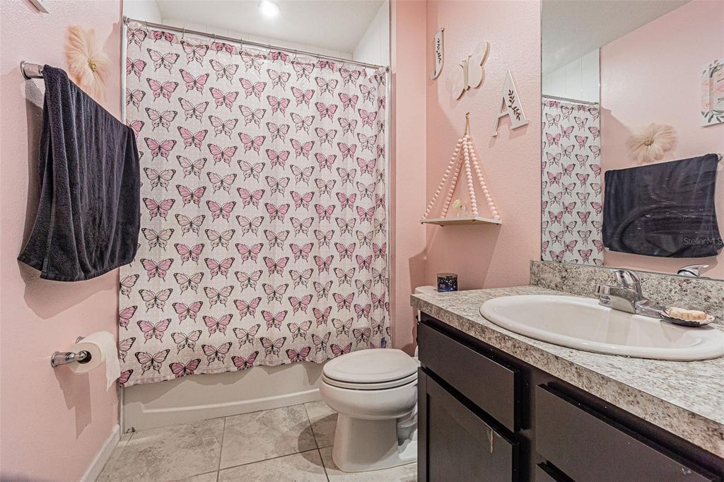 Image 14 of property listing at 35045 JOMAR AVENUE, Zephyrhills, FL 33541