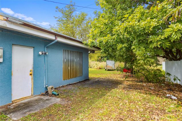 1411 NW 51st Avenue, Lauderhill, FL 33313