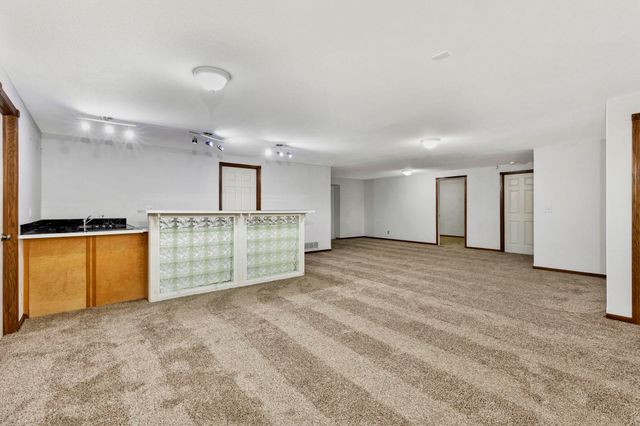 12218 E Andrea St, Wichita, KS 67207