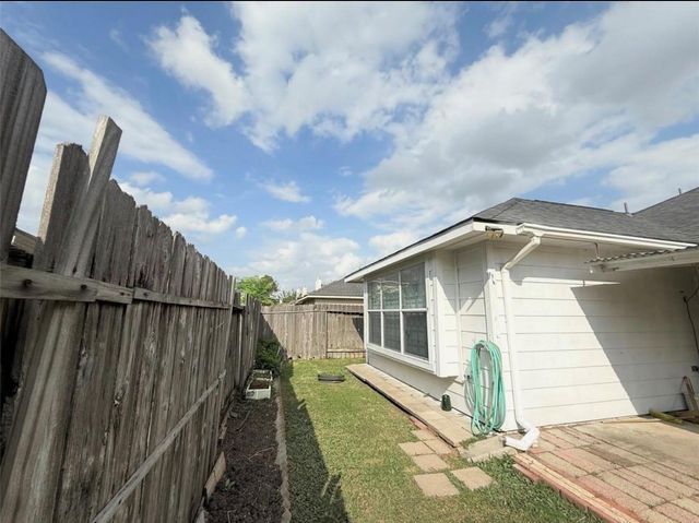 8514 Spotslyvania Lane, Houston, TX 77083